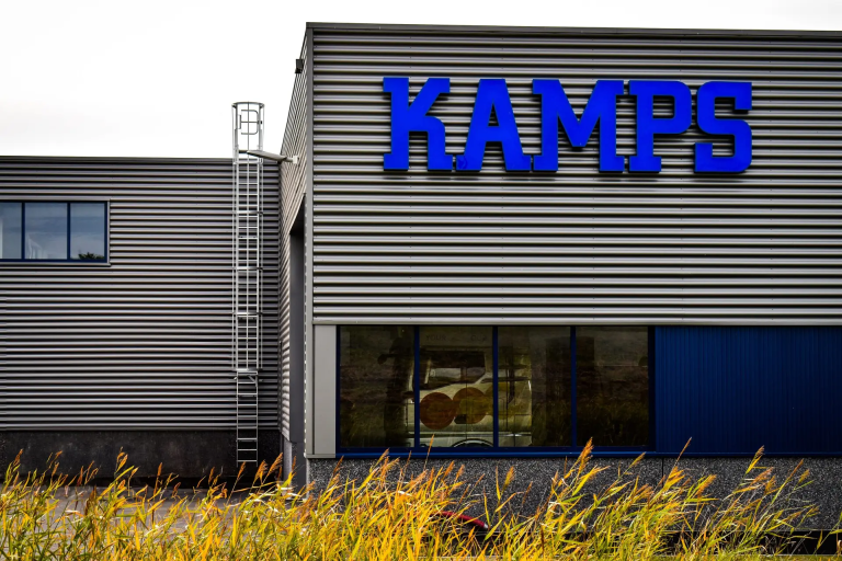 Kamps gebouw in heinkezand
